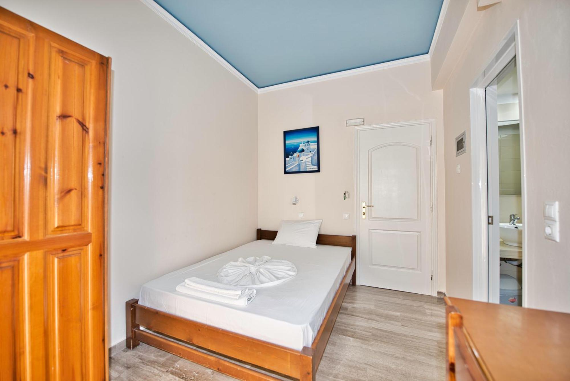 Villa Nikos Karamolegkos Kamari Kamári Exterior foto