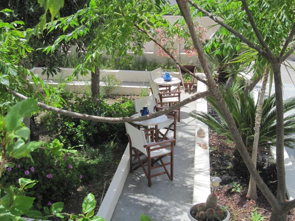 Villa Nikos Karamolegkos Kamari Kamári Quarto foto